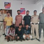 पर्दाफाश न्यूज | रायगढ़ 📕 🚨 ट्रेलर चालक से चाकू की नोक पर लूट, मोबाइल की खरीद-बिक्री में 6 गिरफ्तार..